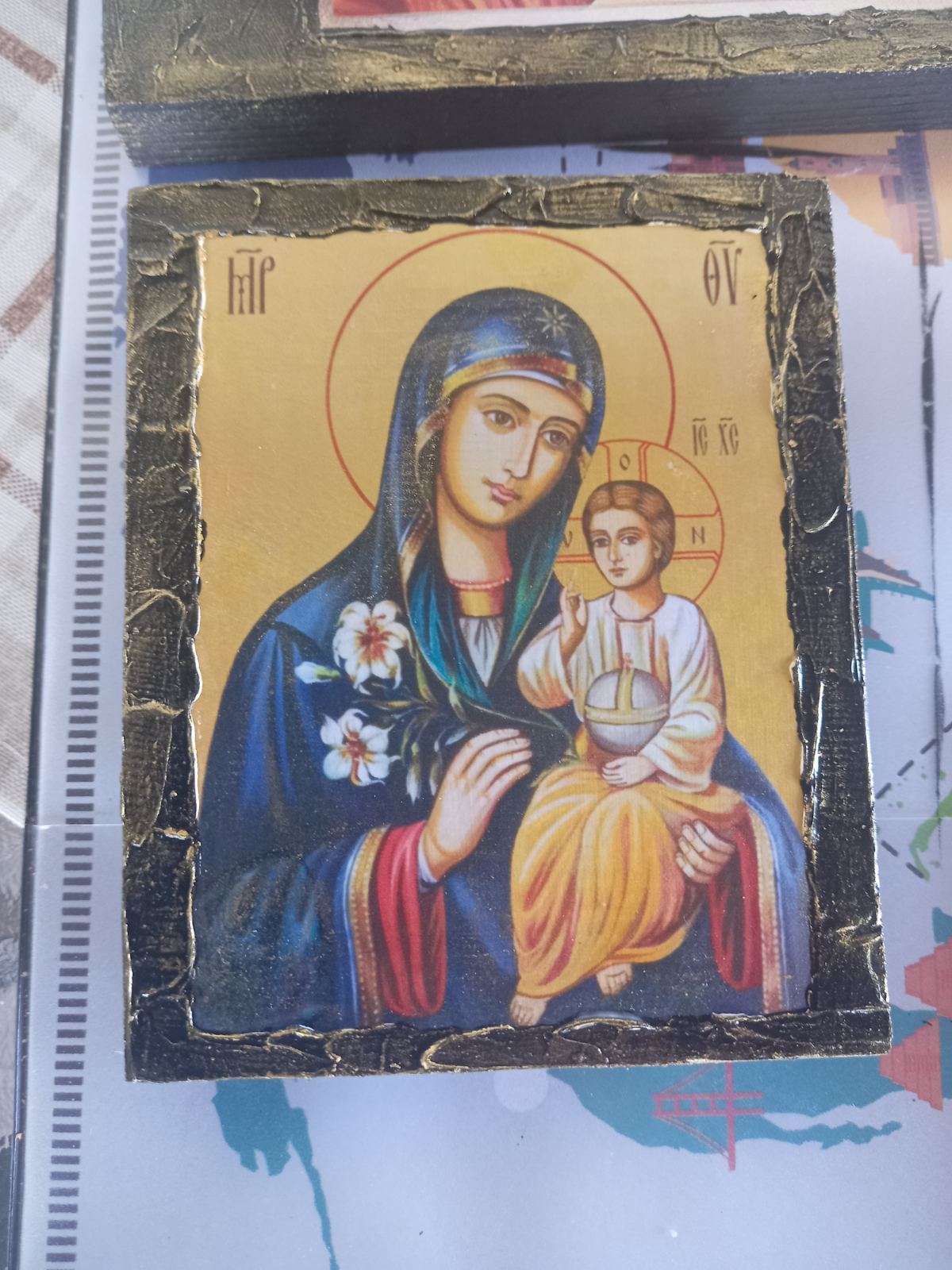 Икона върху дъска